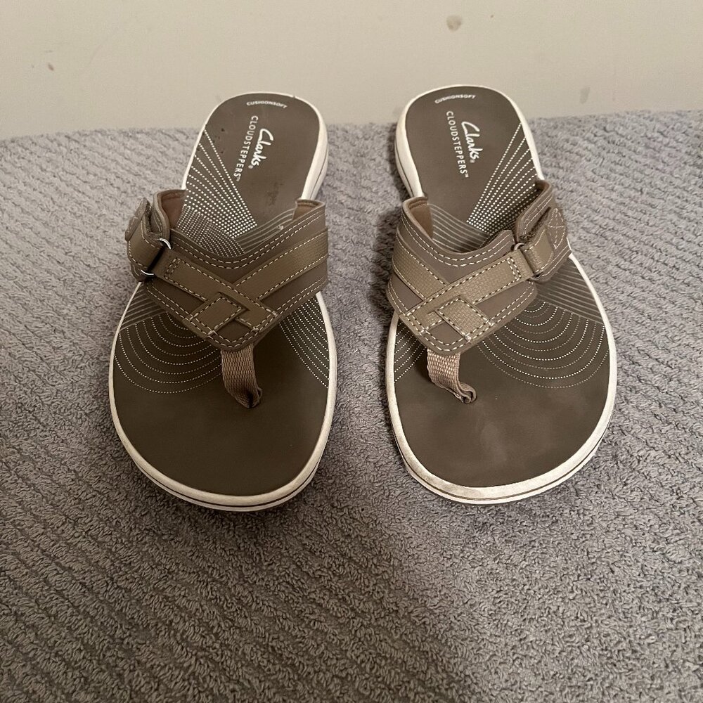 Sandals - Picture 1 of 5